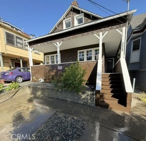 3520 Harrison Street Oakland, CA 94611