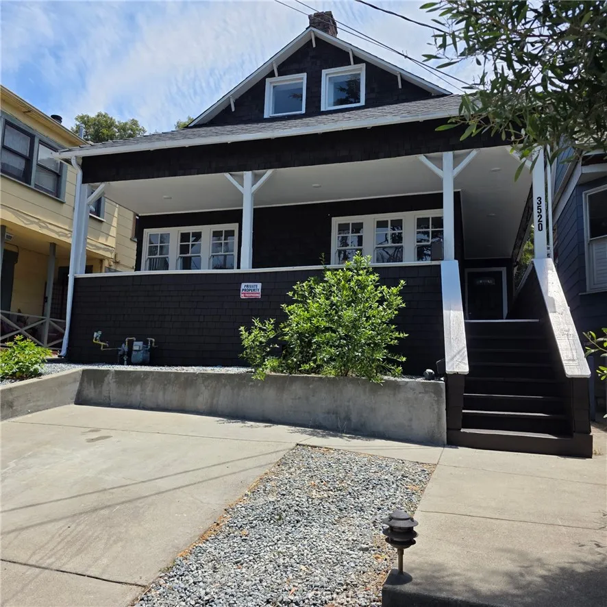 3520 Harrison Street Oakland, CA 94611