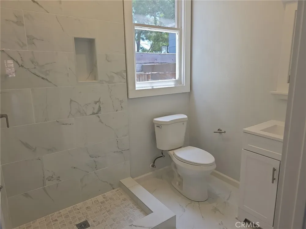 3520 Harrison Street Oakland, CA 94611
