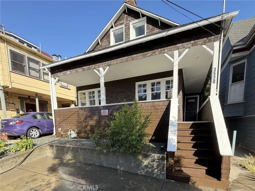 3520 Harrison Street Oakland, CA 94611
