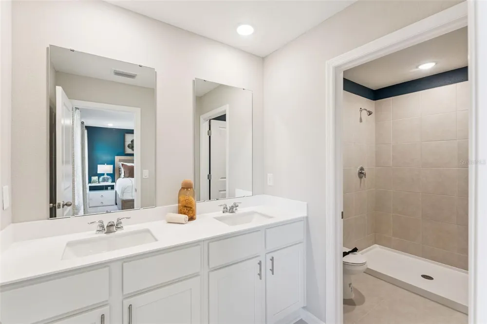 2298 RED PINE COURT Eustis, FL 32726