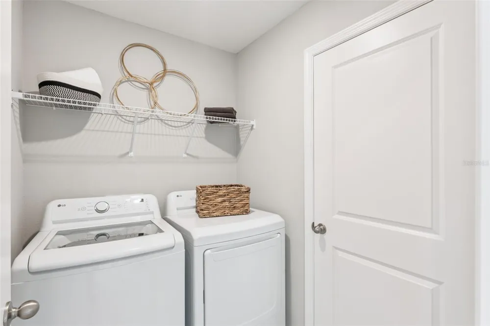 2298 RED PINE COURT Eustis, FL 32726
