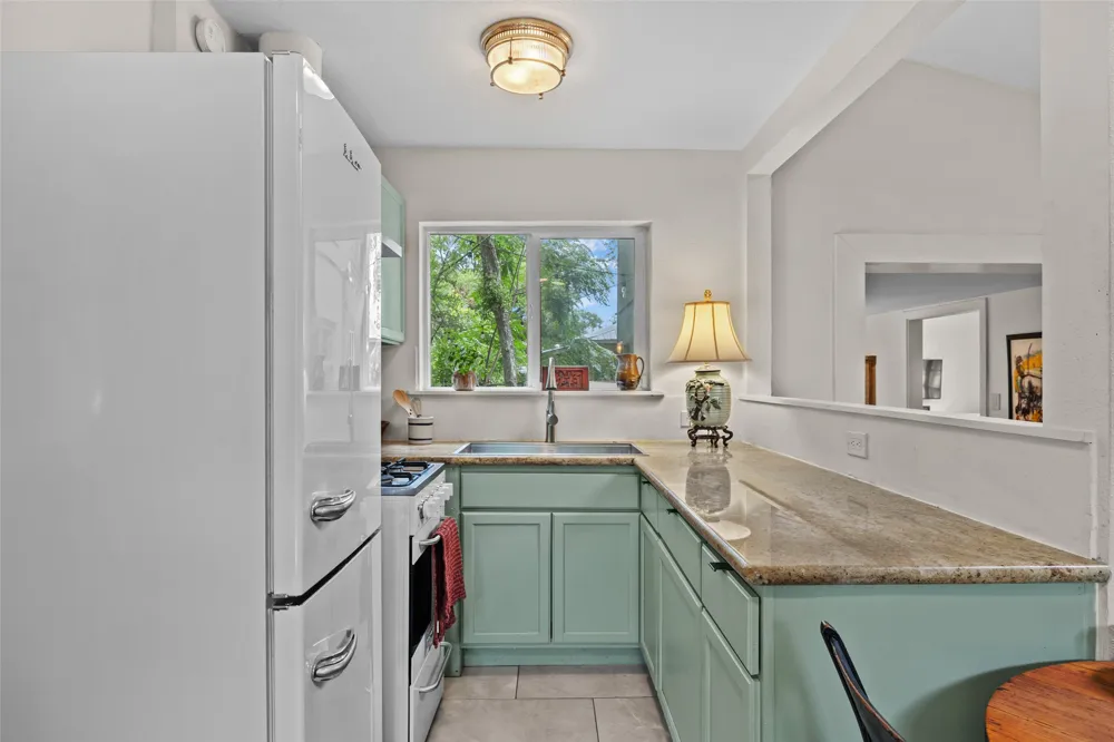 3302 Cherrywood Road Austin, TX 78722