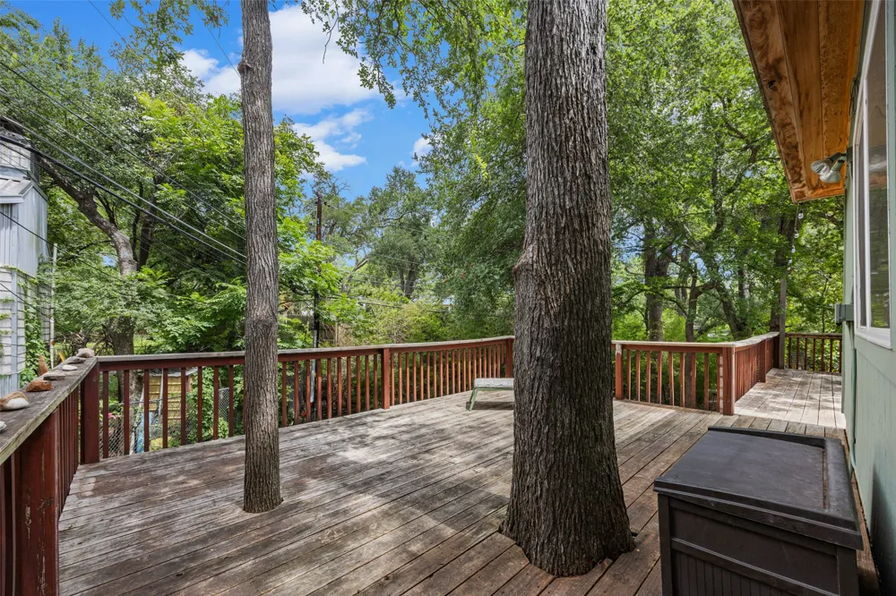3302 Cherrywood Road Austin, TX 78722