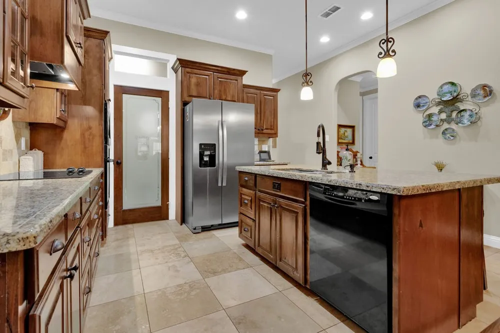 110 Timber Creek Court Lindale, TX 75771