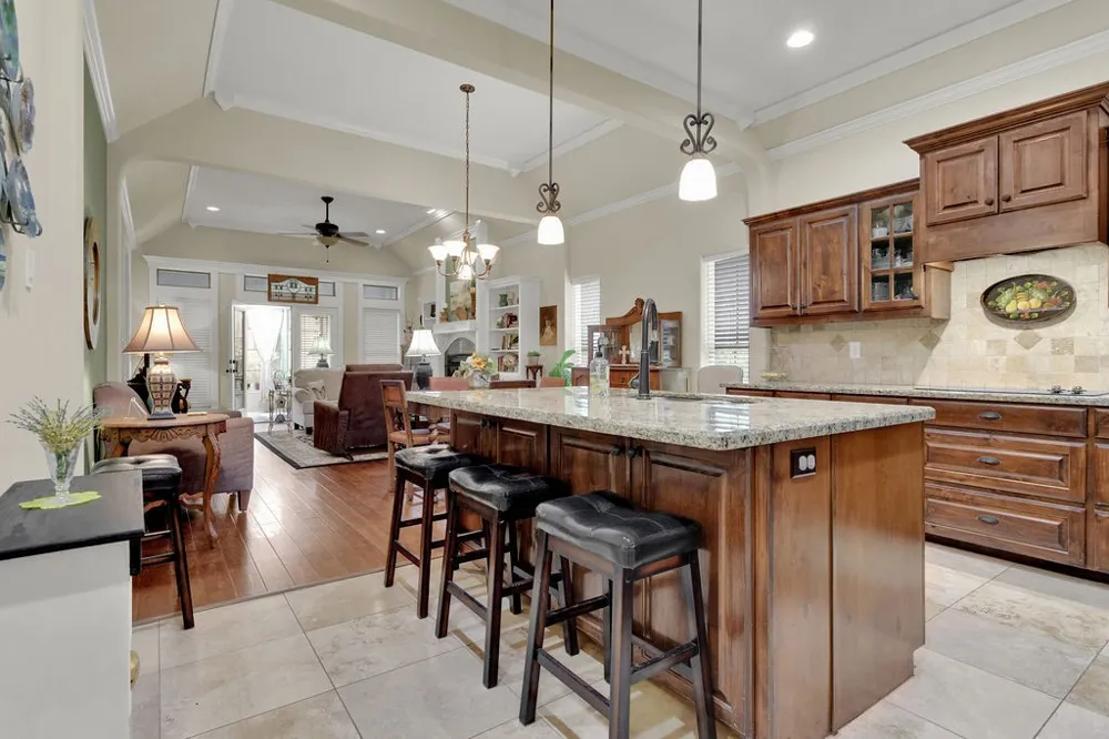 110 Timber Creek Court Lindale, TX 75771