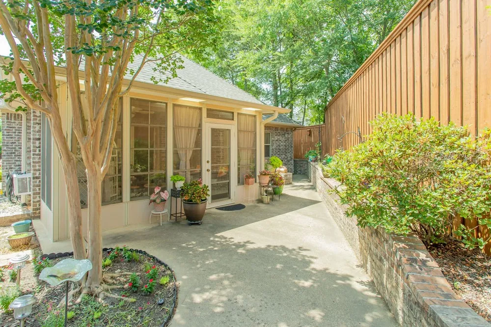 110 Timber Creek Court Lindale, TX 75771