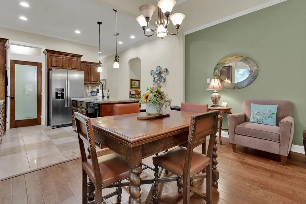 110 Timber Creek Court Lindale, TX 75771