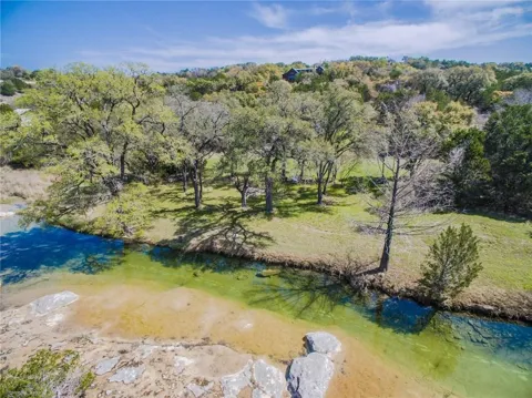 141 Hill Cove