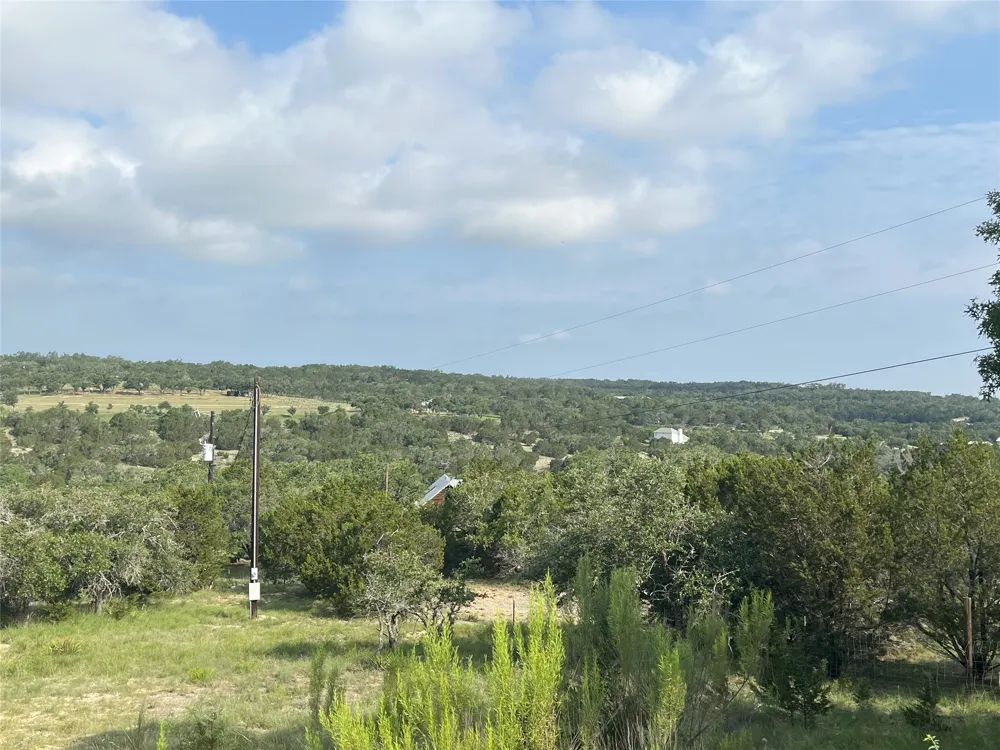 141 Hill Cove Dripping Springs, TX 78620