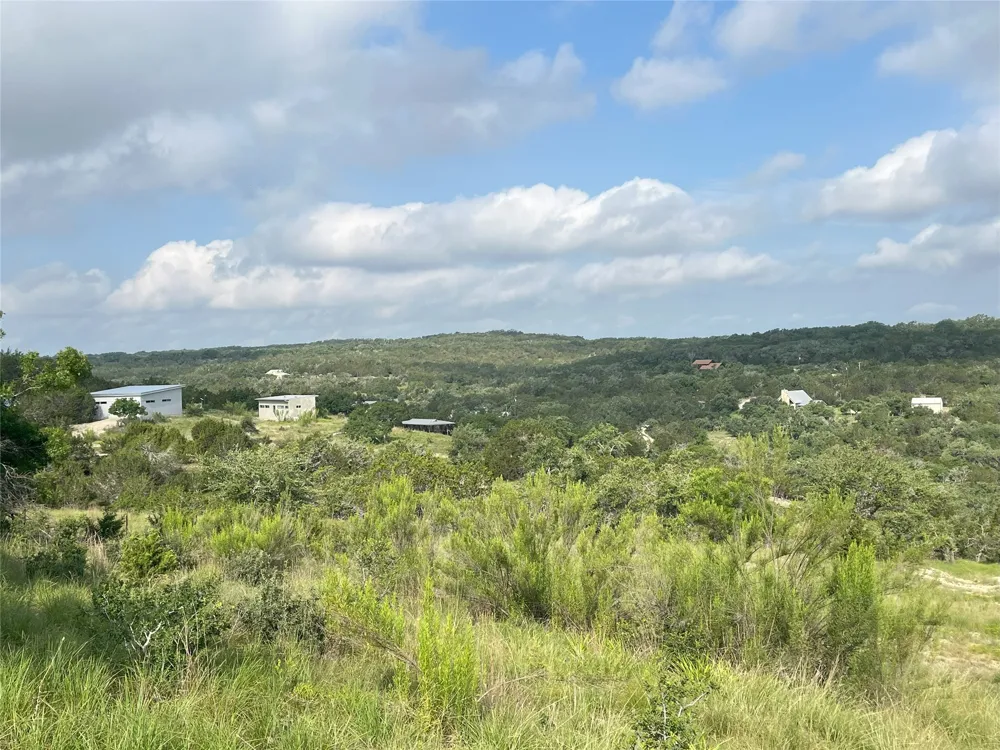 141 Hill Cove Dripping Springs, TX 78620