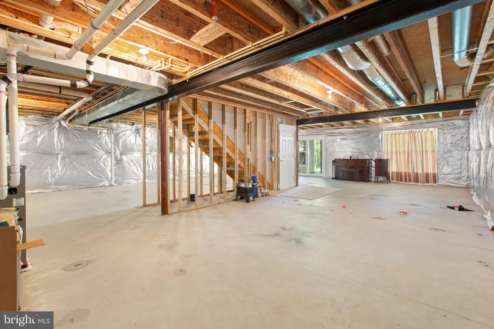 76 DENISON STREET Fredericksburg, VA 22406