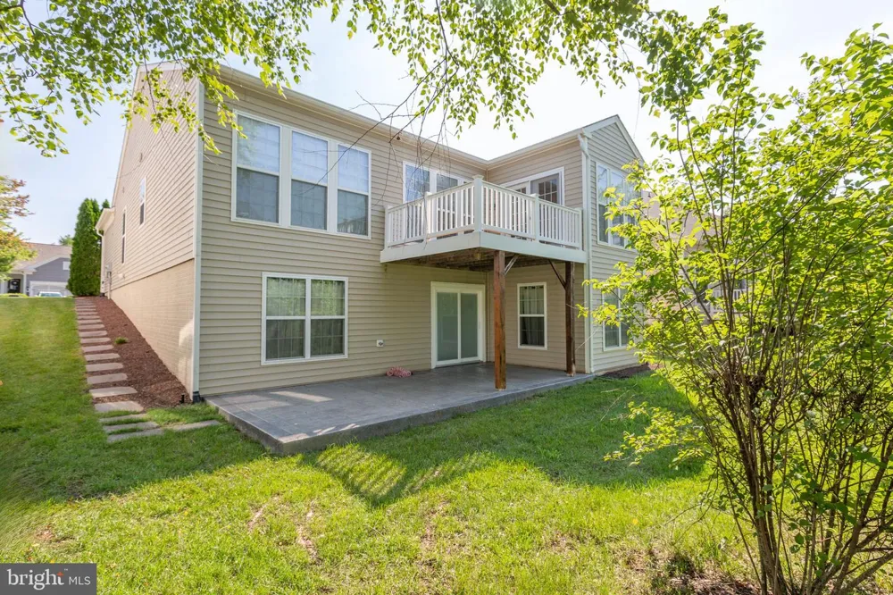 76 DENISON STREET Fredericksburg, VA 22406