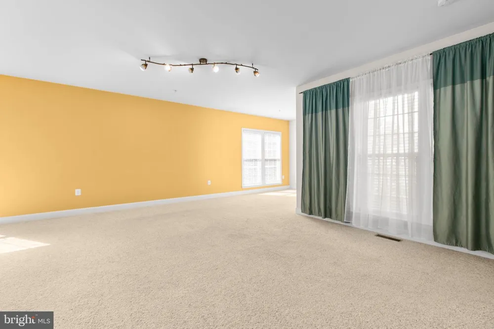 76 DENISON STREET Fredericksburg, VA 22406