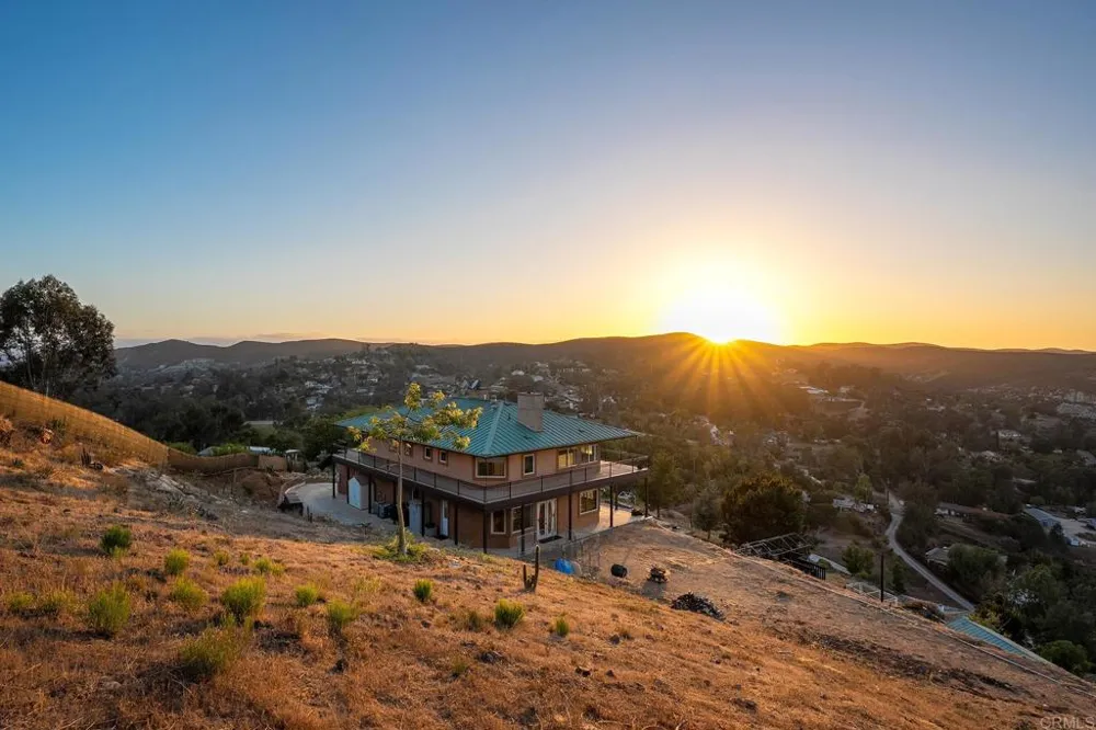 11687 VALLE VISTA RD Lakeside, CA 92040