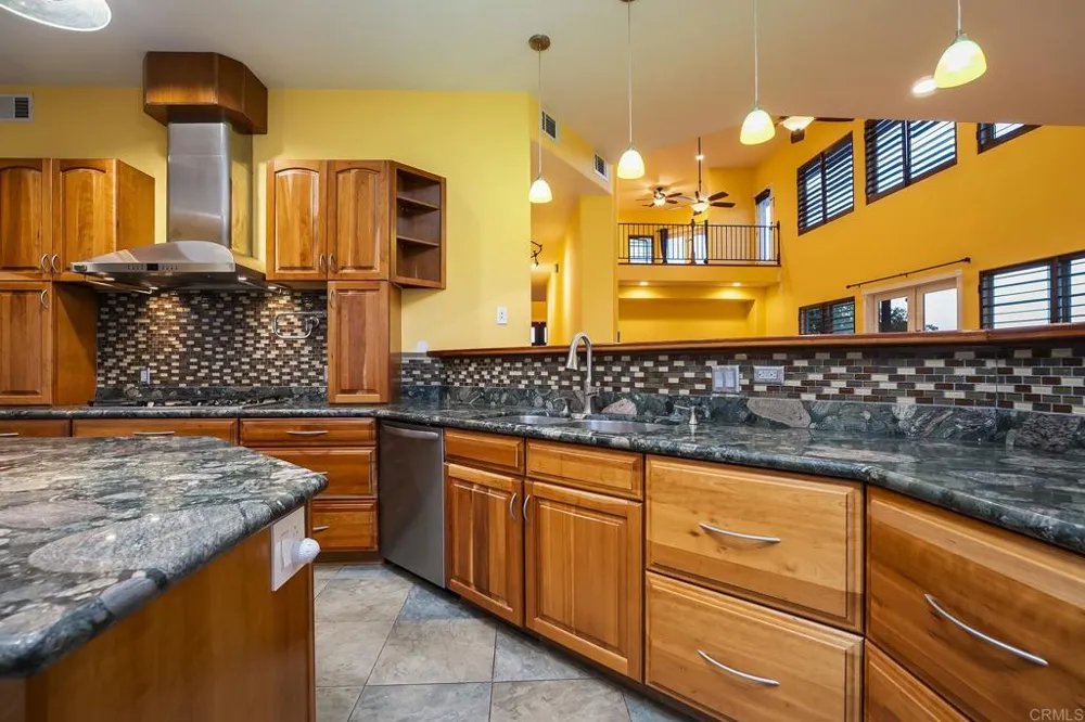 11687 VALLE VISTA RD Lakeside, CA 92040