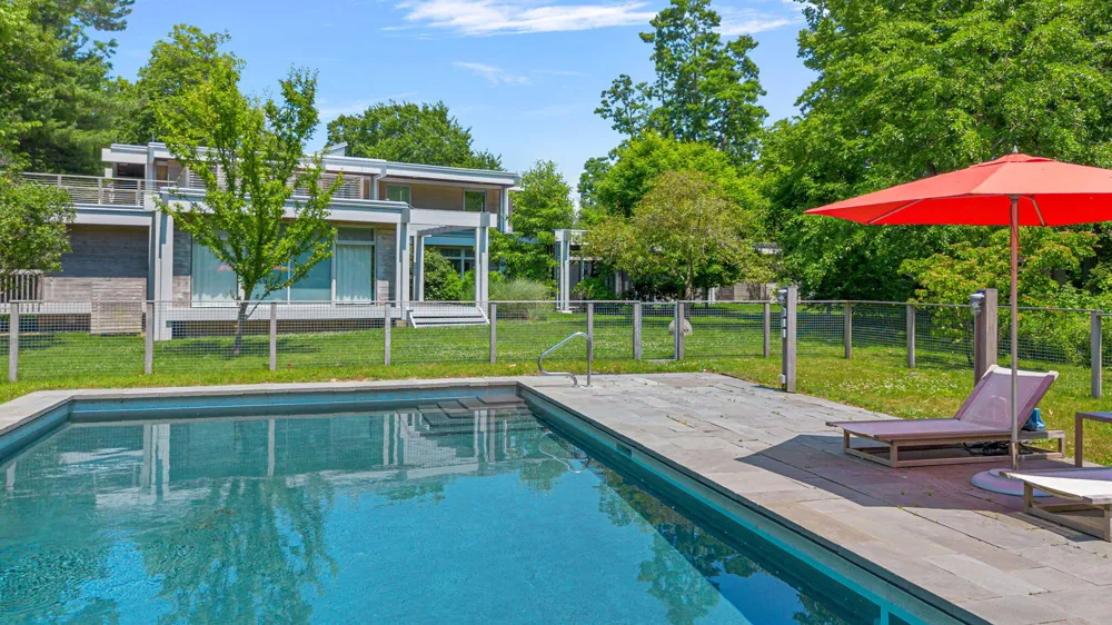 1600 Rocky Gap Road Benton Charter Township, MI 49022