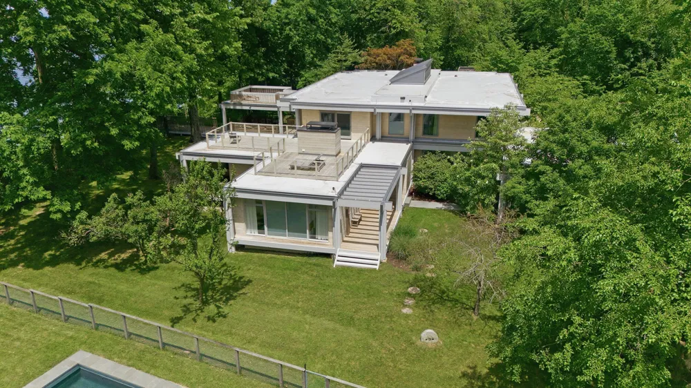 1600 Rocky Gap Road Benton Charter Township, MI 49022
