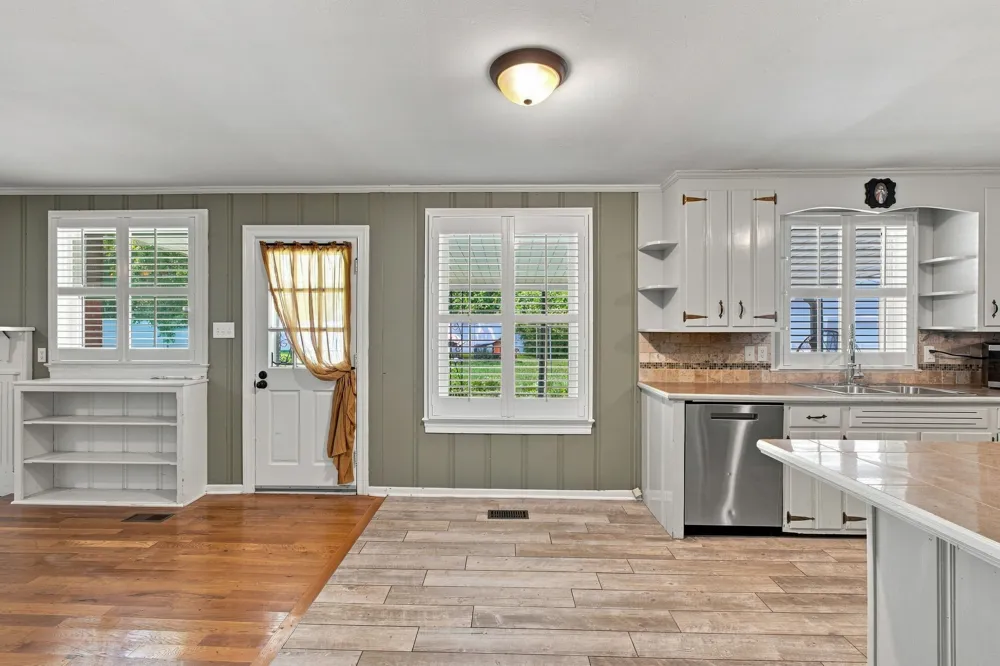 122 Hammond Ave Lebanon, TN 37087