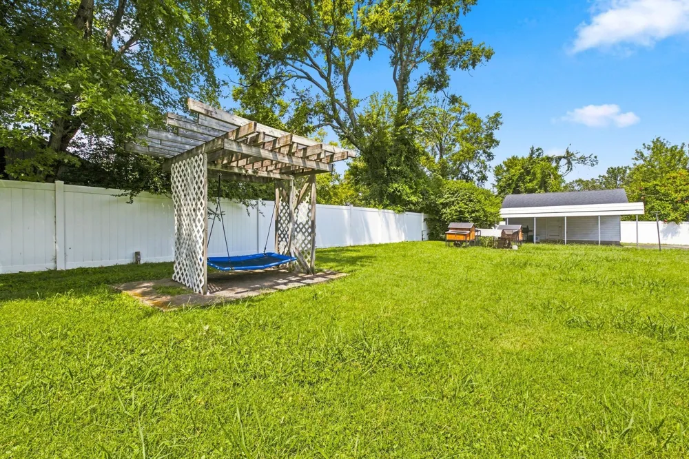 122 Hammond Ave Lebanon, TN 37087
