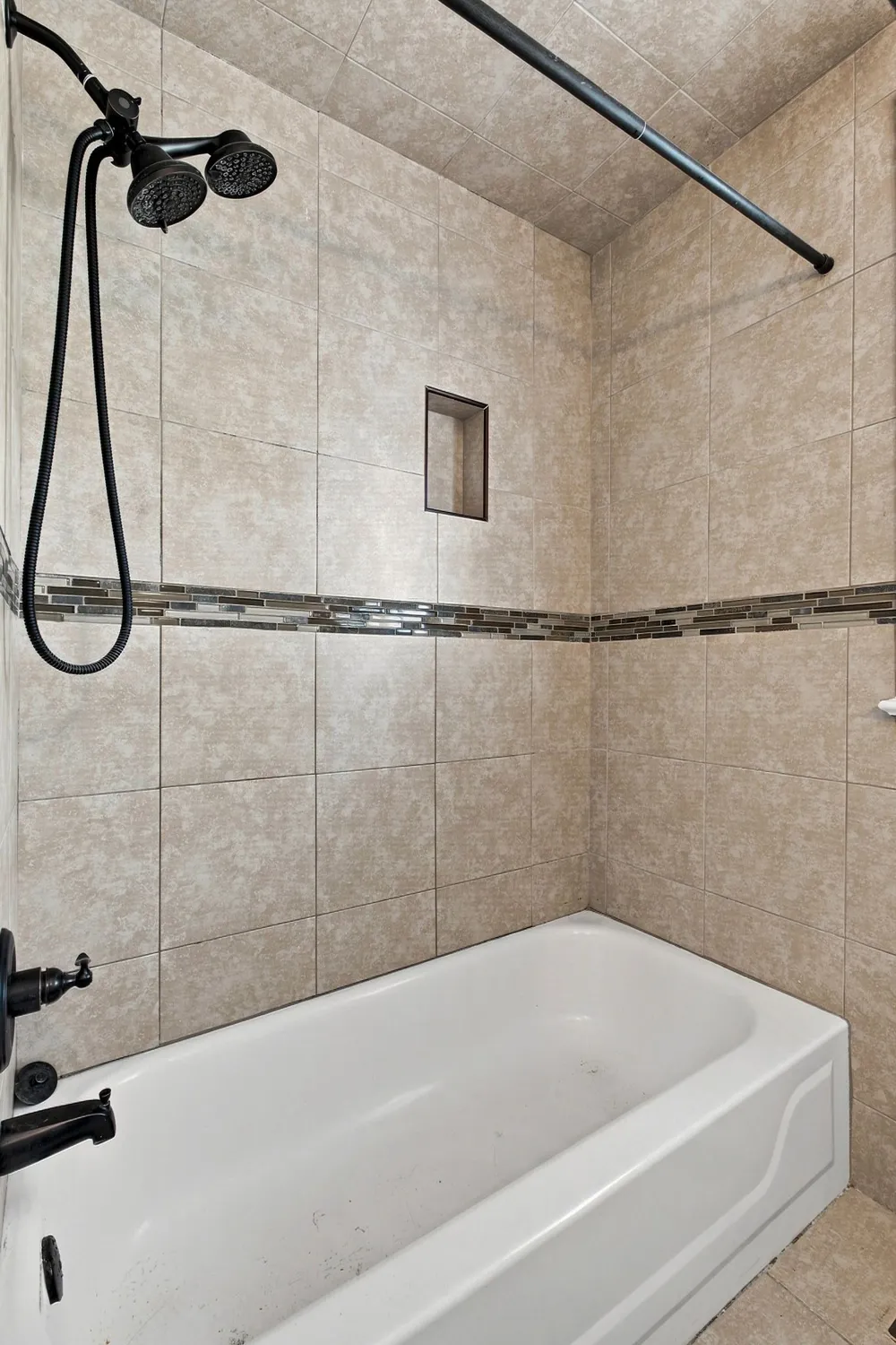 122 Hammond Ave Lebanon, TN 37087