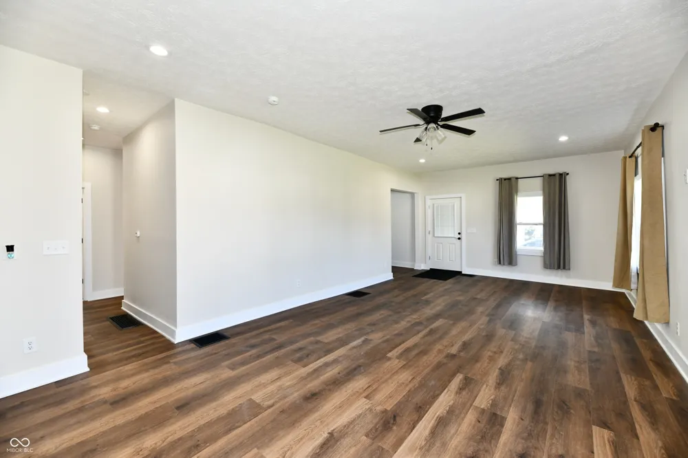 1526 B STREET Elwood, IN 46036