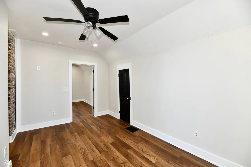 1526 B STREET Elwood, IN 46036