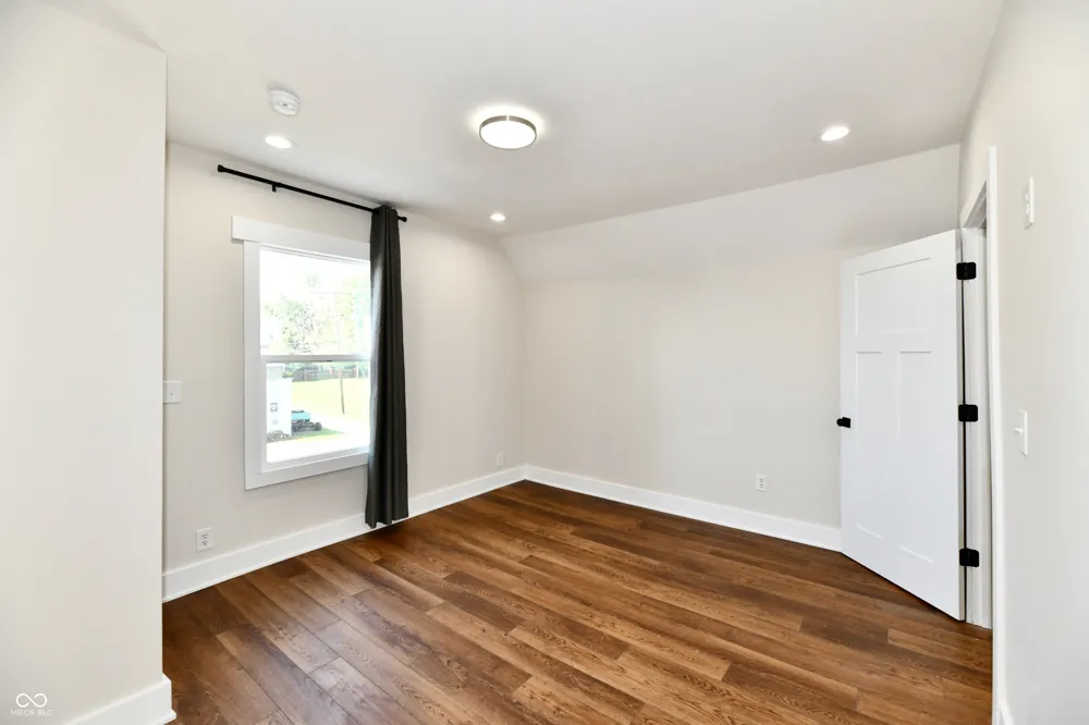 1526 B STREET Elwood, IN 46036