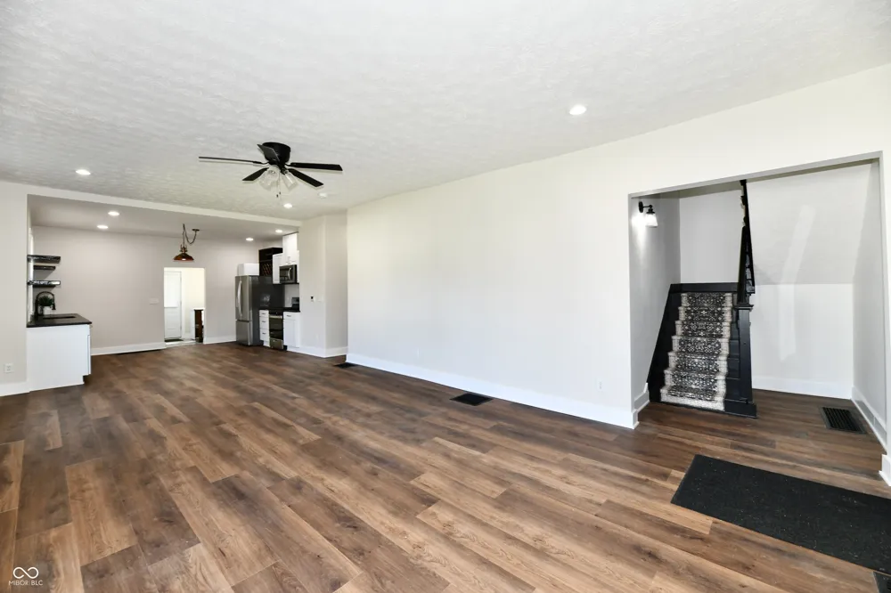 1526 B STREET Elwood, IN 46036
