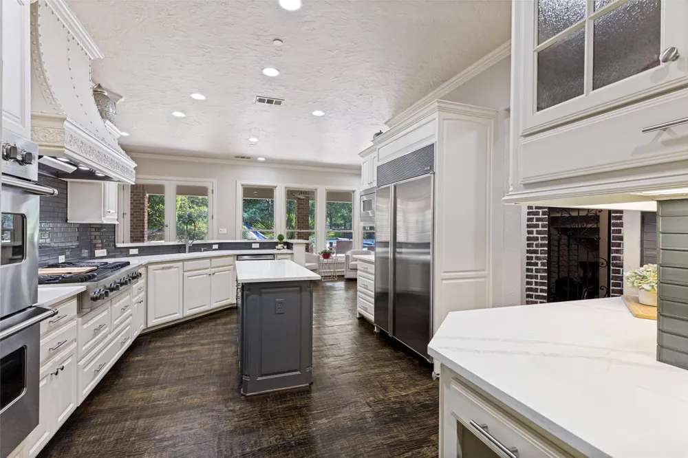 1612 Fair Oaks Drive Westlake, TX 76262