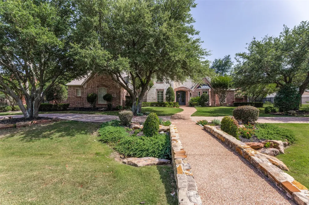 1612 Fair Oaks Drive Westlake, TX 76262