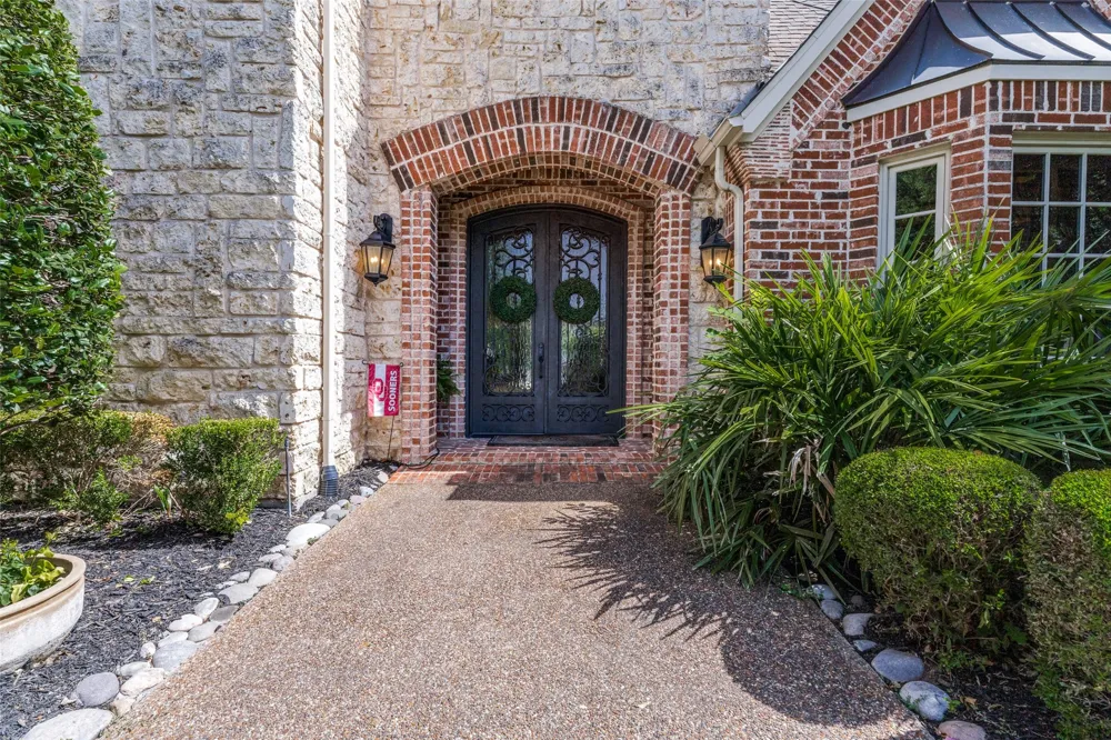 1612 Fair Oaks Drive Westlake, TX 76262