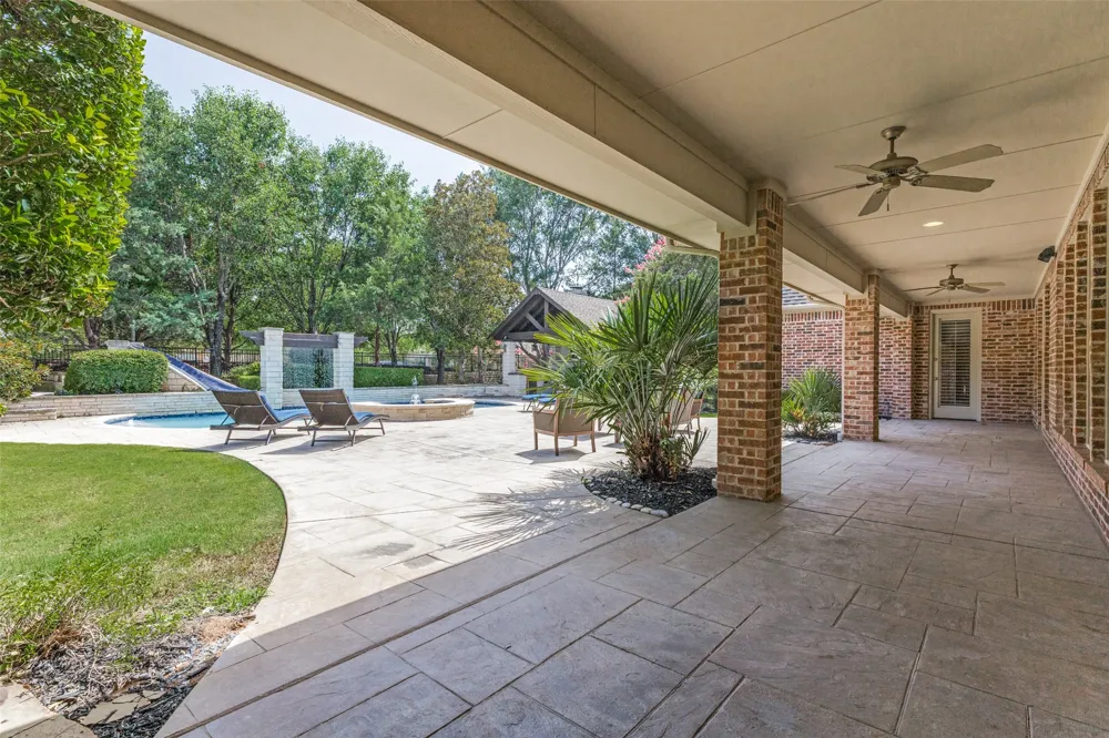 1612 Fair Oaks Drive Westlake, TX 76262