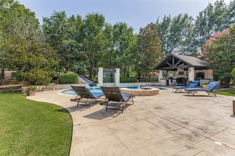 1612 Fair Oaks Drive