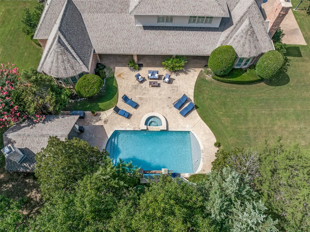 1612 Fair Oaks Drive Westlake, TX 76262