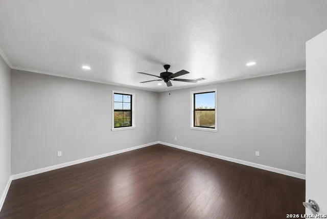 165 Trent Rd S Kerrville, TX 78028