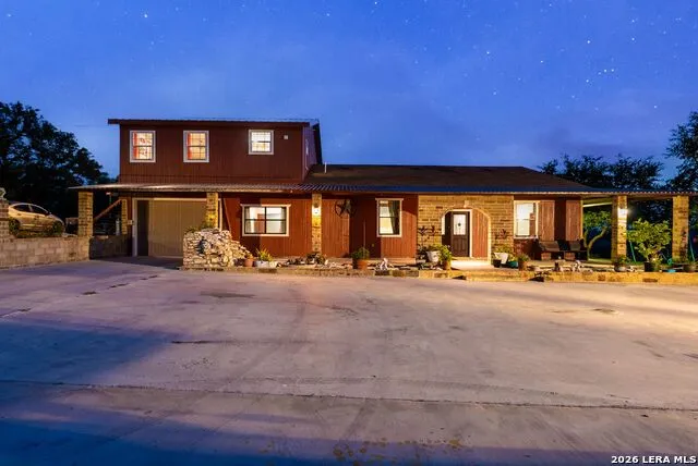 165 Trent Rd S Kerrville, TX 78028