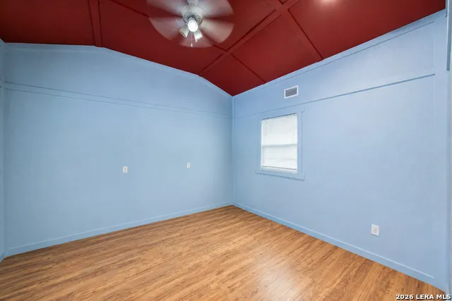 165 Trent Rd S Kerrville, TX 78028