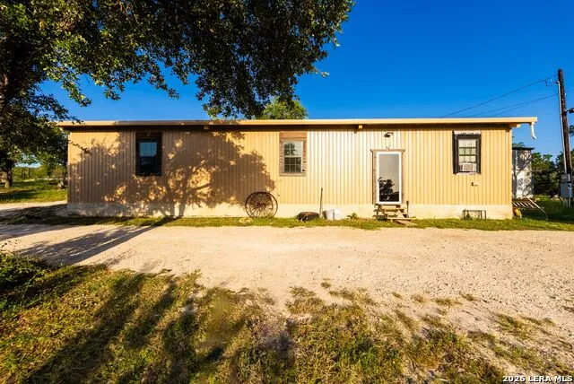 165 Trent Rd S Kerrville, TX 78028