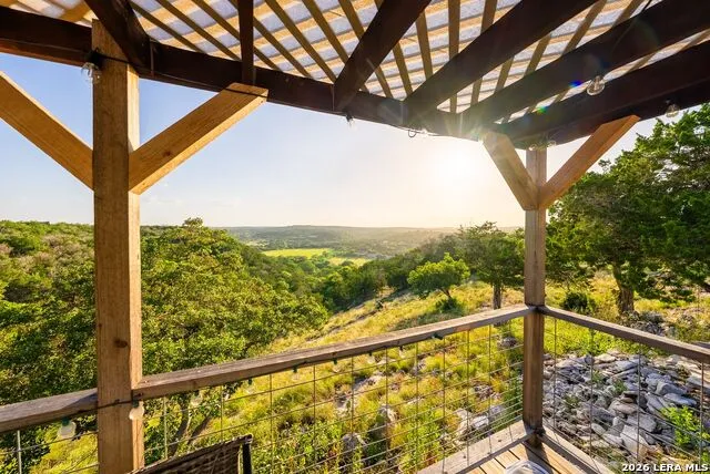 165 Trent Rd S Kerrville, TX 78028