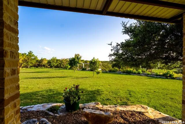 165 Trent Rd S Kerrville, TX 78028