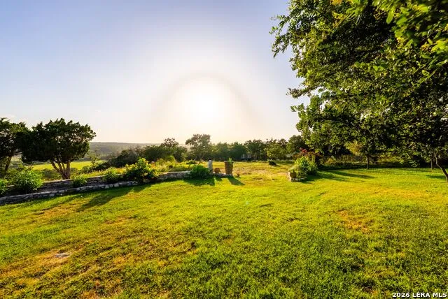 165 Trent Rd S Kerrville, TX 78028