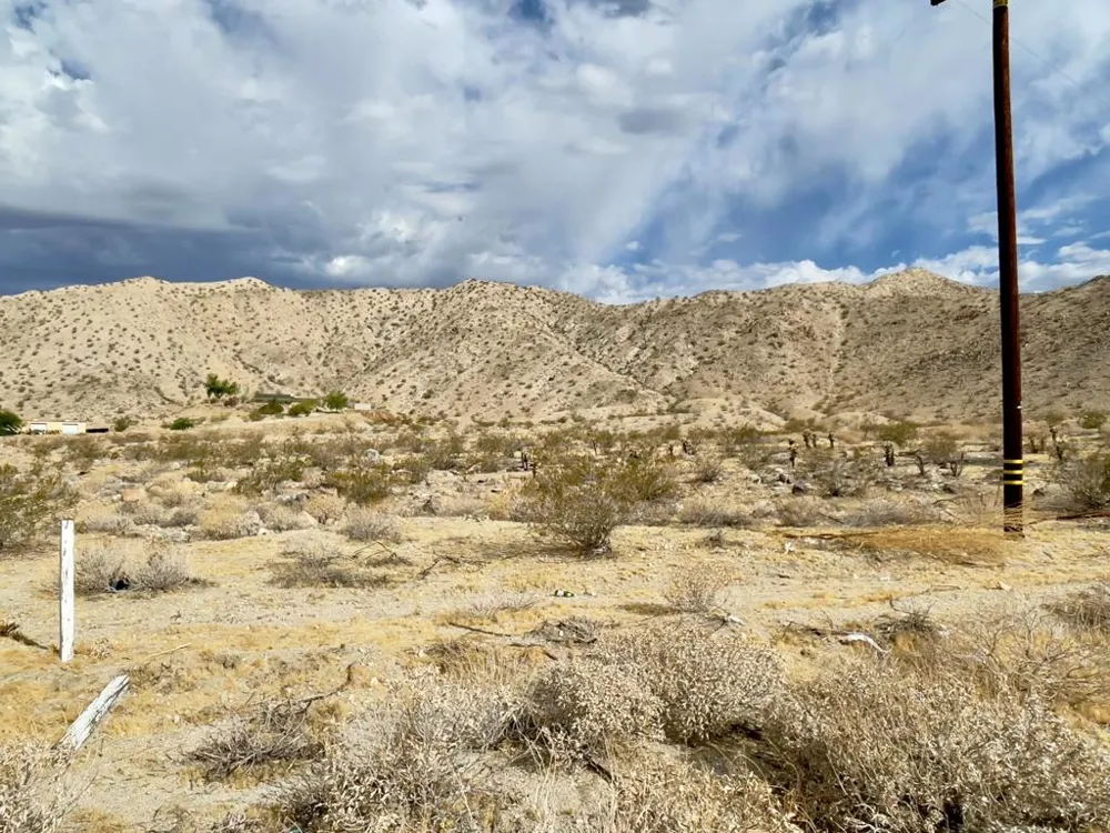 15825 Virgo Road Sky Valley, CA 92241