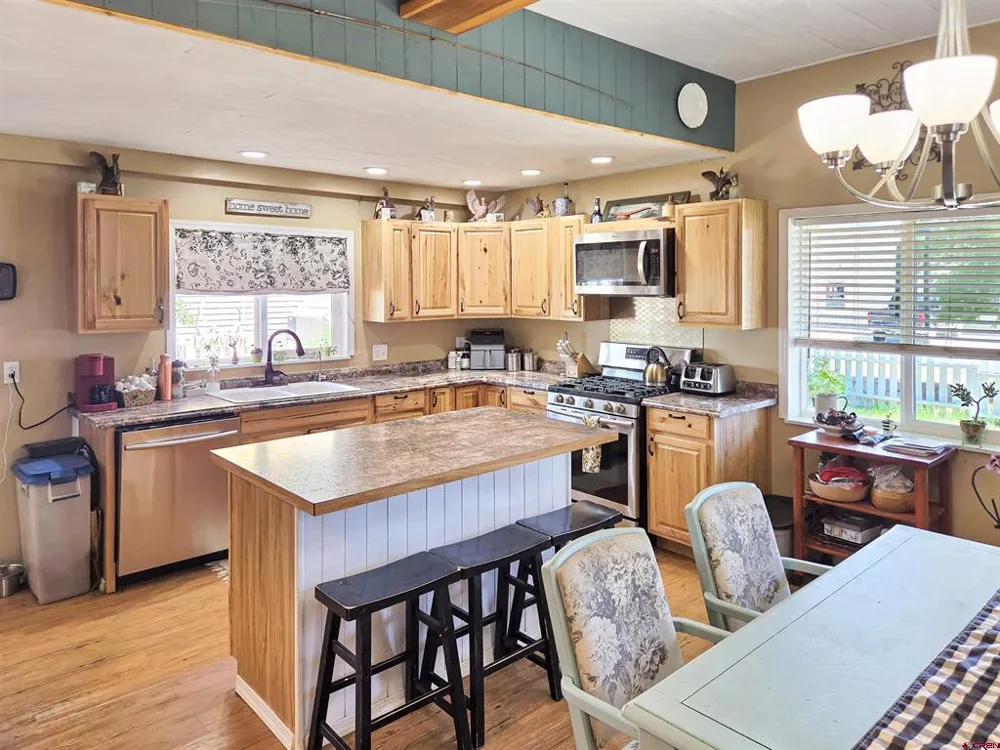 207 Main Street Mancos, CO 81328