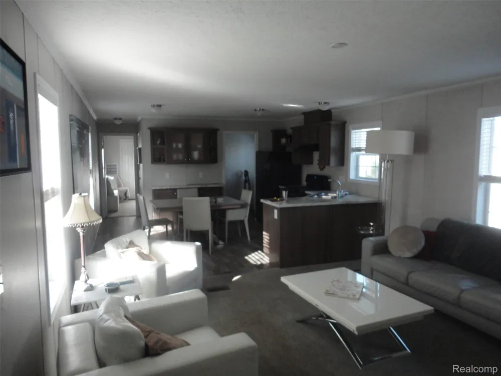21 Saint Andrews Bedford Township, MI 48182