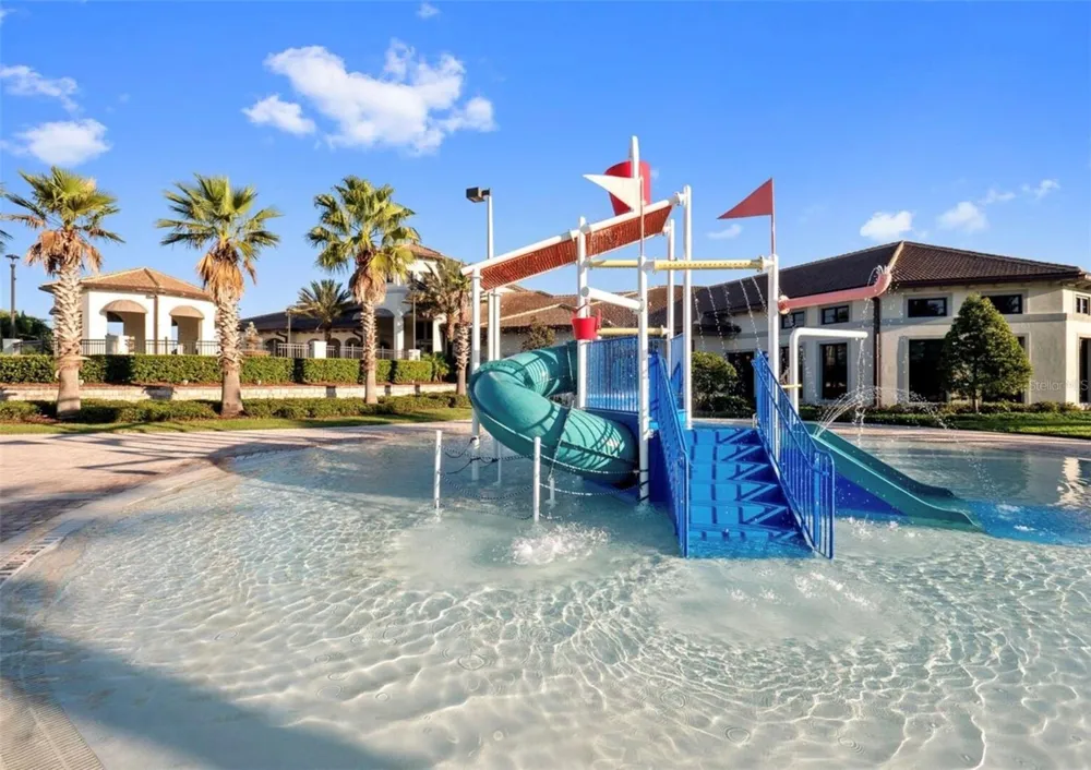 8895 CABOT CLIFFS DRIVE #103 Davenport, FL 33896