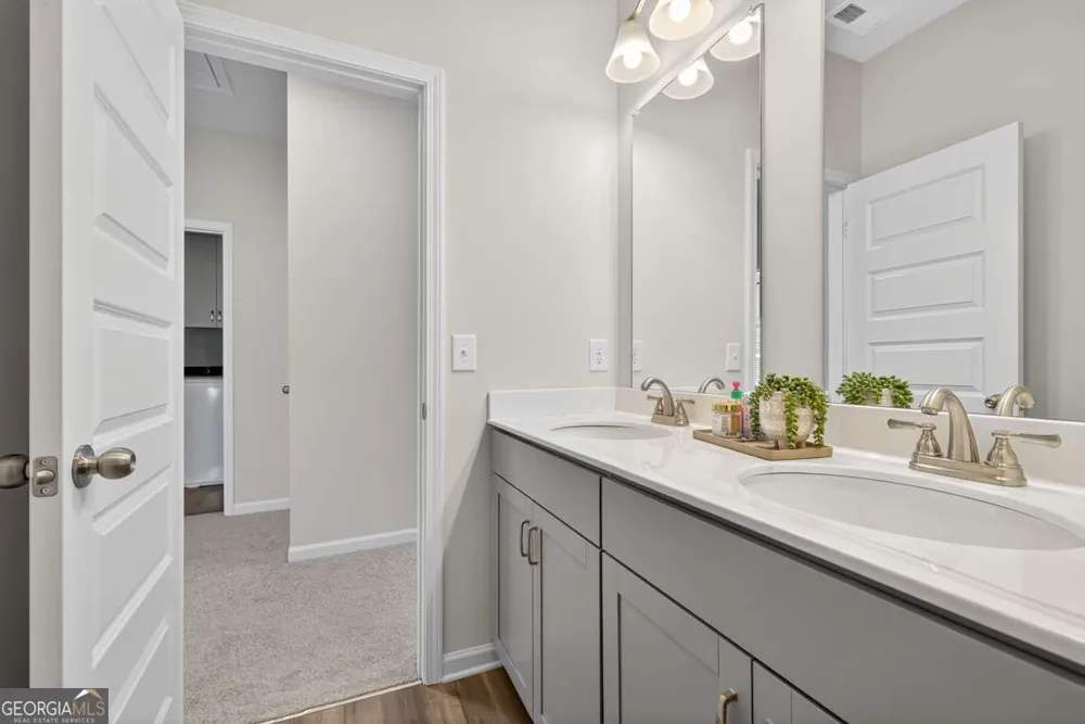 226 Shantz WAY Byron, GA 31008