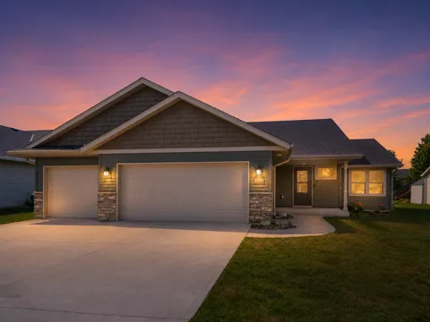 1180 Farmers Lane