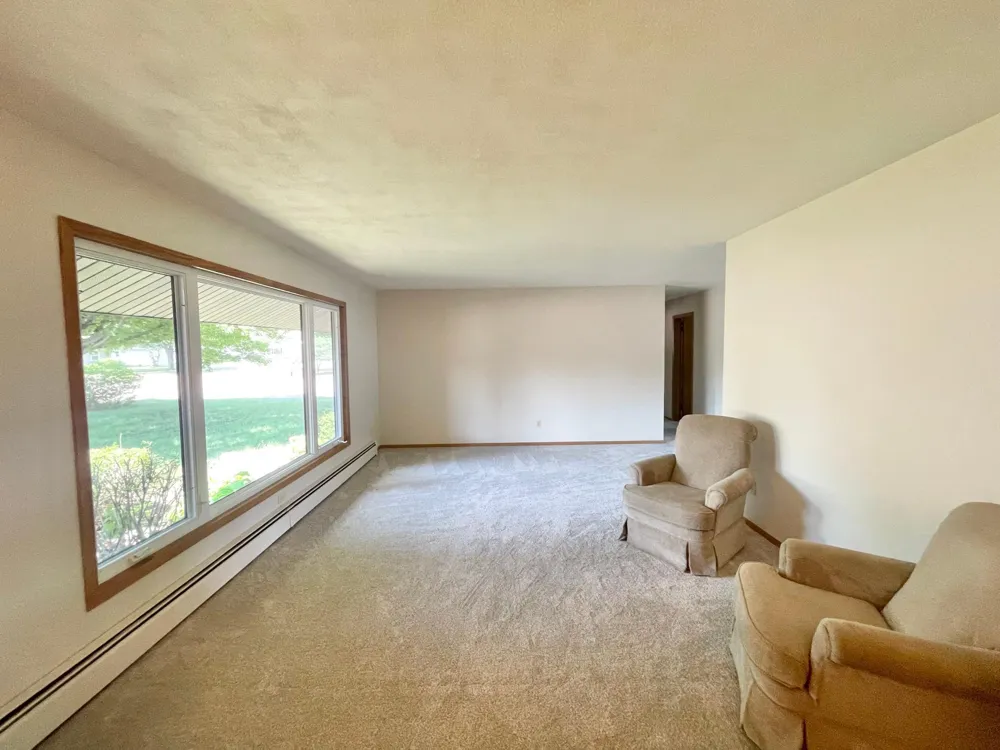 403 S Paffrath Avenue Springfield, MN 56087