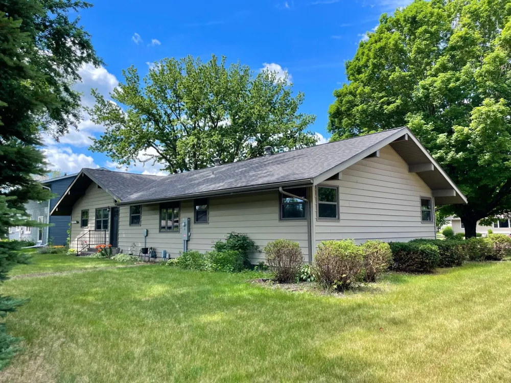 403 S Paffrath Avenue Springfield, MN 56087